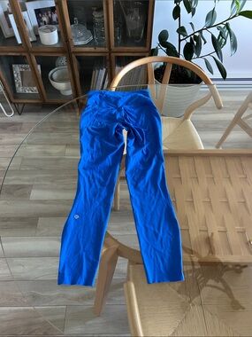 Lululemon Women’s Cobalt Royal Blue Active Leggings